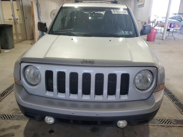 1J4NF1GB4BD243740 - 2011 JEEP PATRIOT SPORT SILVER photo 5