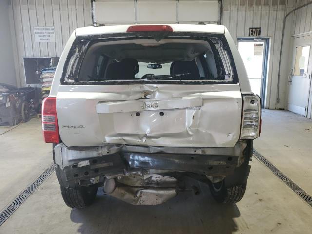 1J4NF1GB4BD243740 - 2011 JEEP PATRIOT SPORT SILVER photo 6