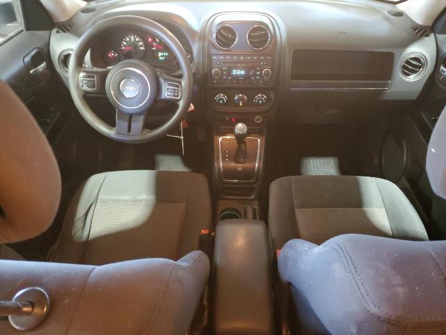 1J4NF1GB4BD243740 - 2011 JEEP PATRIOT SPORT SILVER photo 8