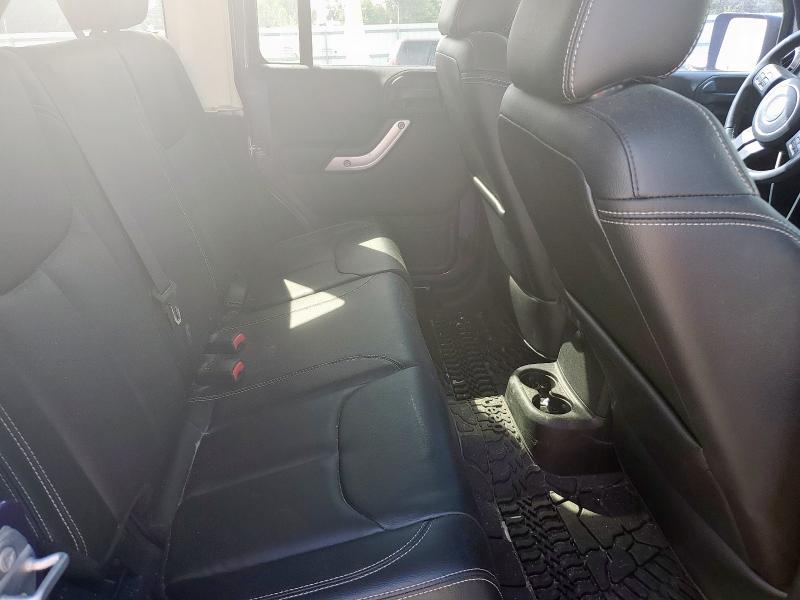 1C4BJWEG4HL711242 - 2017 JEEP WRANGLER UNLIMITED SAHARA PURPLE photo 10