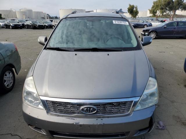 KNDMG4C72C6443409 - 2012 KIA SEDONA LX TAN photo 5