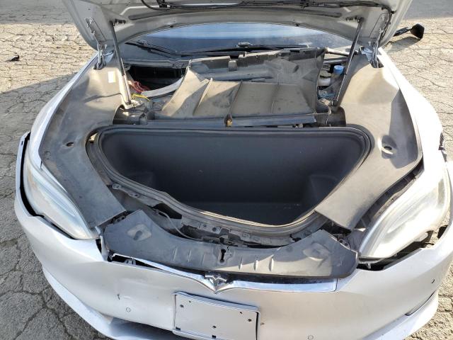 5YJSA1E26GF160823 - 2016 TESLA MODEL S SILVER photo 11