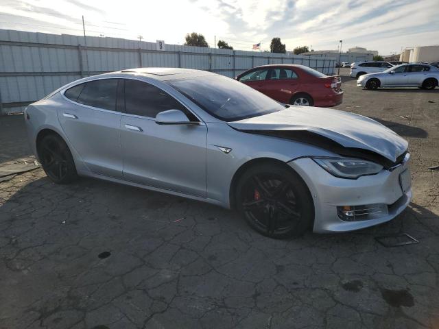 5YJSA1E26GF160823 - 2016 TESLA MODEL S SILVER photo 4
