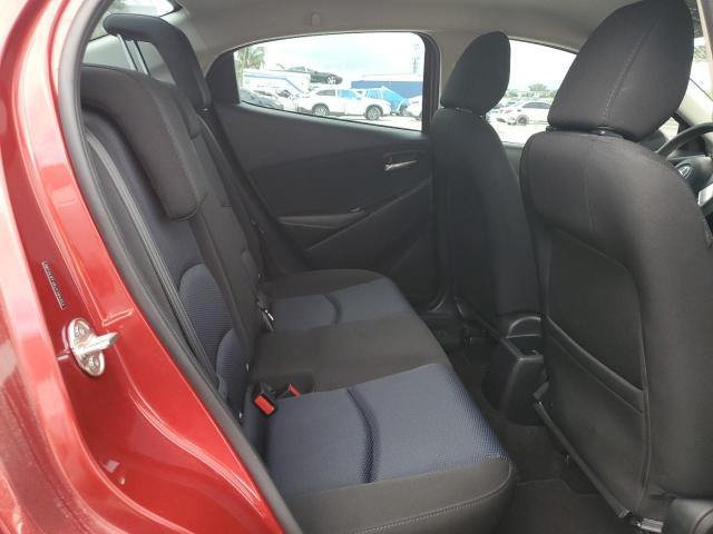 3MYDLBYV6JY304253 - 2018 TOYOTA YARIS IA Rojo foto 10