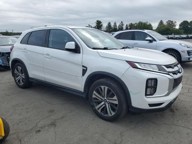 JA4AR3AUXLU029249 - 2020 MITSUBISHI OUTLANDER ES WHITE photo 4