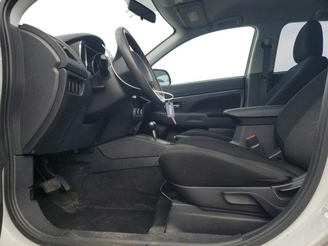 JA4AR3AUXLU029249 - 2020 MITSUBISHI OUTLANDER ES WHITE photo 7