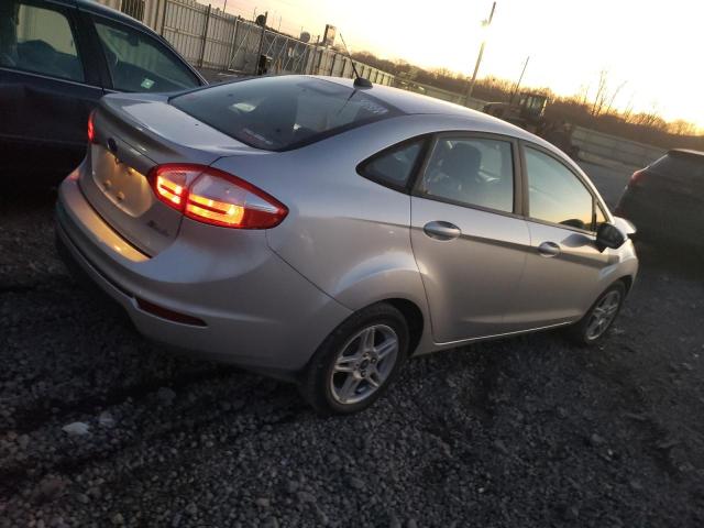 3FADP4BJ2KM101055 - 2019 FORD FIESTA SE SILVER photo 3