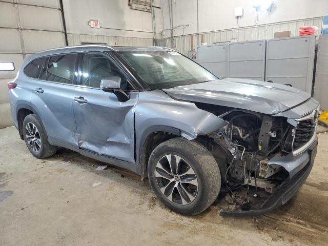 5TDGZRBH7LS040914 - 2020 TOYOTA HIGHLANDER XLE BLUE photo 4