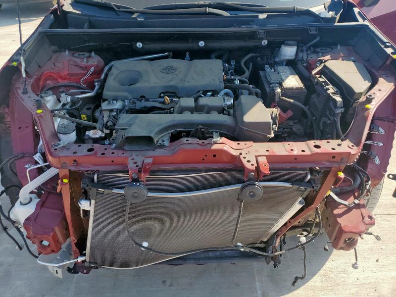 2T3H1RFV3PW264407 - 2023 TOYOTA RAV4 LE 红色 照片 12