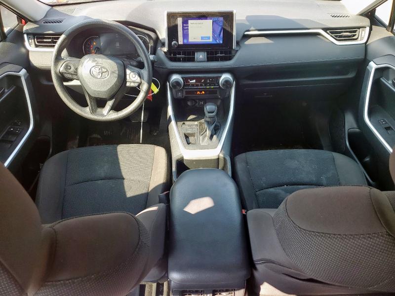 2T3H1RFV3PW264407 - 2023 TOYOTA RAV4 LE 红色 照片 8