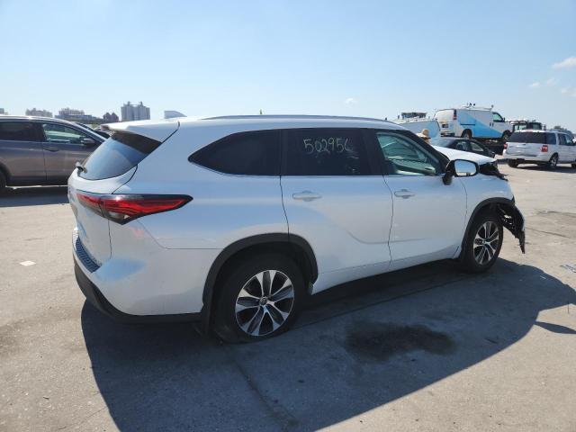 5TDKDRBH2PS502956 - 2023 TOYOTA HIGHLANDER L WHITE photo 3