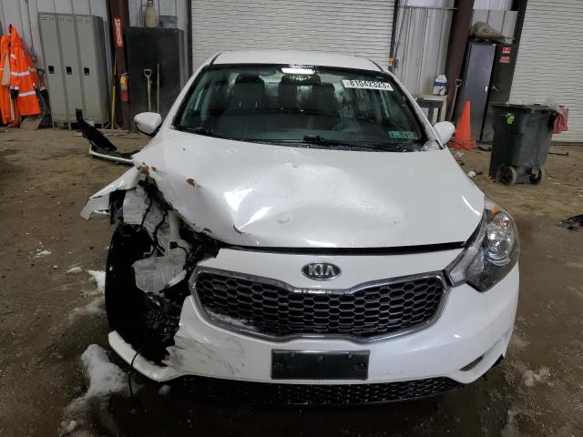 KNAFX4A81F5360761 - 2015 KIA FORTE EX WHITE photo 5