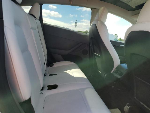 7SAYGDEE1NF565671 - 2022 TESLA MODEL Y Білий фото 11