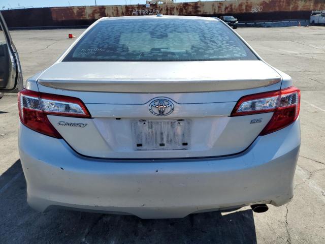 4T1BF1FKXCU574586 - 2012 TOYOTA CAMRY BASE SILVER photo 6