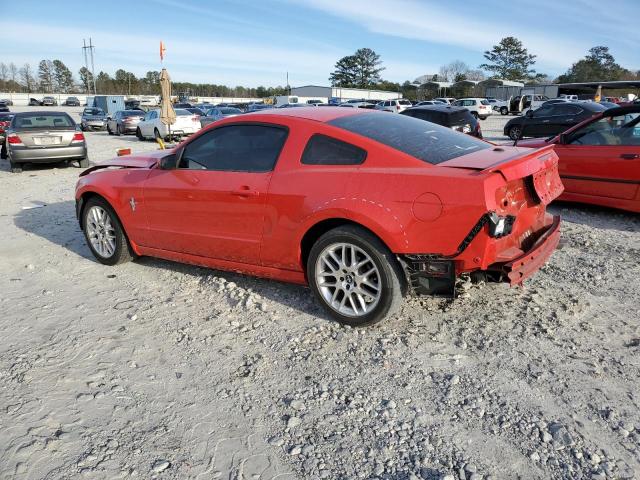 1ZVBP8AM4D5202012 - 2013 FORD MUSTANG RED photo 2