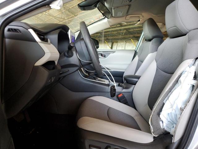 4T3RWRFV6RU139569 - 2024 TOYOTA RAV4 XLE 银色 照片 7
