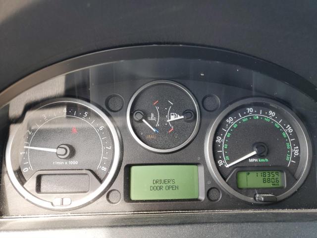 SALAD25416A384818 - 2006 LAND ROVER LR3 SE WHITE photo 9