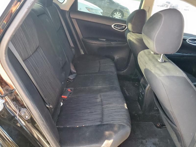 3N1AB7AP9JL660242 - 2018 NISSAN SENTRA S 黑色 照片 10