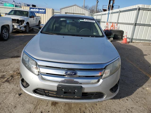 3FAHP0GAXCR305156 - 2012 FORD FUSION S SILVER photo 5