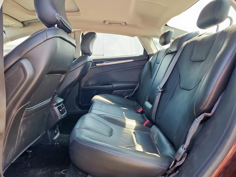 3FA6P0K91GR232382 - 2016 FORD FUSION TITANIUM 栗色 照片 10