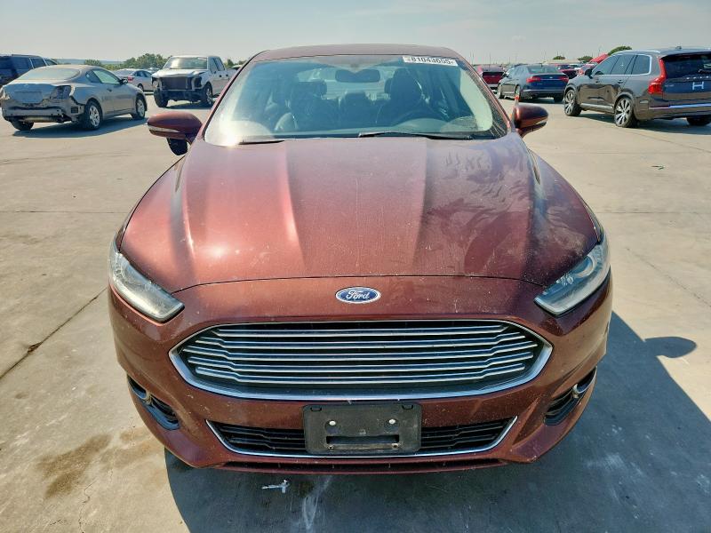 3FA6P0K91GR232382 - 2016 FORD FUSION TITANIUM 栗色 照片 5