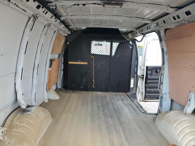 1GCWGFBA2E1117949 - 2014 CHEVROLET EXPRESS G2 白色 照片 10