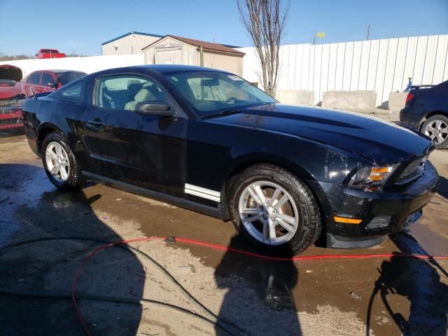 1ZVBP8AM5B5158616 - 2011 FORD MUSTANG BLACK photo 4