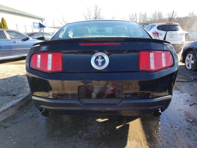 1ZVBP8AM5B5158616 - 2011 FORD MUSTANG BLACK photo 6