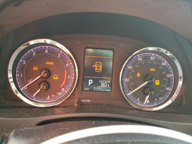 5YFBURHEXJP761630 - 2018 TOYOTA COROLLA L WHITE photo 9