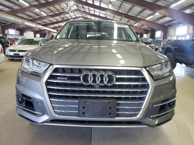 WA1VAAF7XJD027773 - 2018 AUDI Q7 PRESTIGE GRAY photo 5