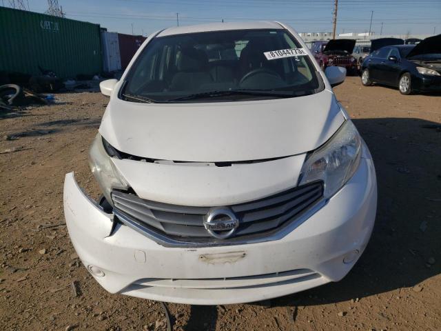 3N1CE2CPXFL369529 - 2015 NISSAN VERSA S WHITE photo 5