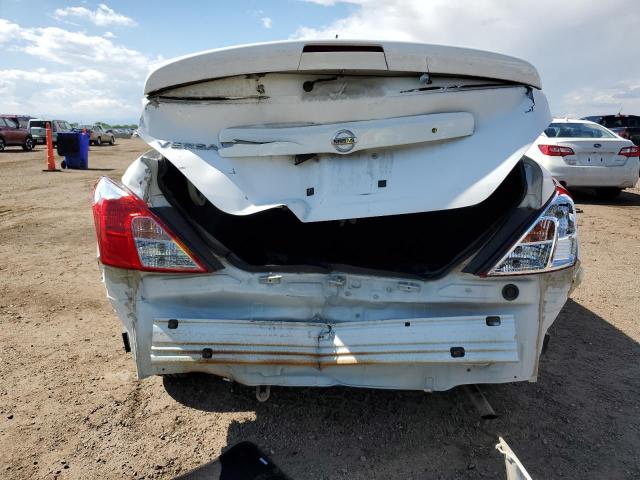 3N1CN7AP8GL914998 - 2016 NISSAN VERSA S WHITE photo 6