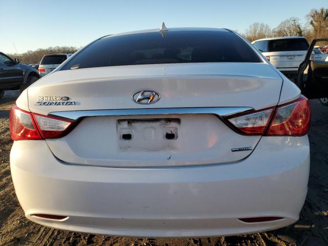 5NPEC4AC4BH260436 - 2011 HYUNDAI SONATA SE WHITE photo 6