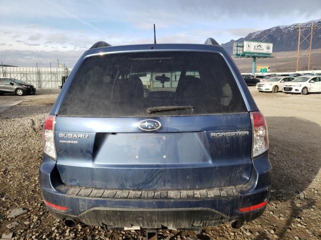 JF2SHBEC4CH452072 - 2012 SUBARU FORESTER LIMITED BLUE photo 6