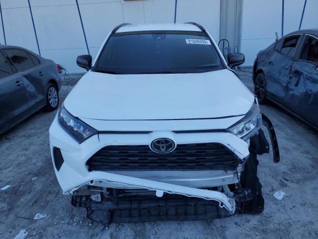 2T3H1RFV5KW046705 - 2019 TOYOTA RAV4 LE WHITE photo 5