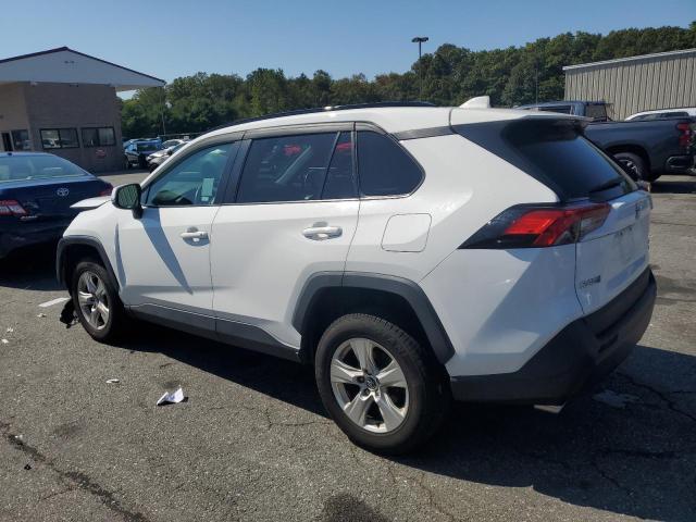2T3P1RFV0MC158103 - 2021 TOYOTA RAV4 XLE თეთრი ფოტო 2