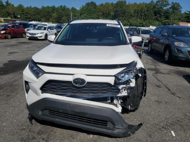 2T3P1RFV0MC158103 - 2021 TOYOTA RAV4 XLE თეთრი ფოტო 5