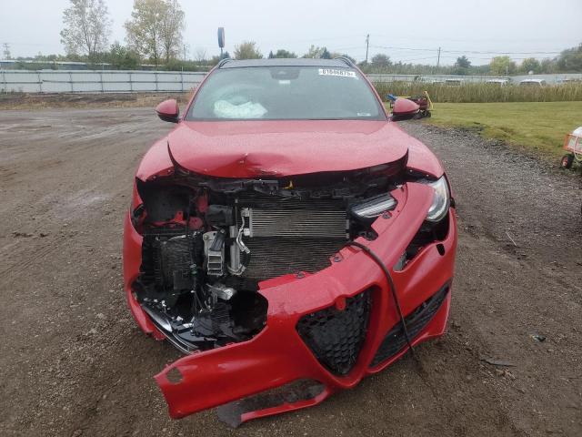 ZASPAKBN3N7D26798 - 2022 ALFA ROMEO STELVIO TI RED photo 5