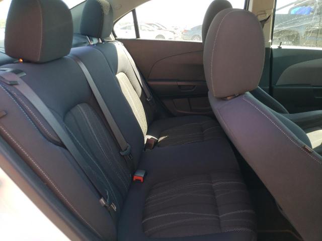 1G1JC5SG9G4150722 - 2016 CHEVROLET SONIC LT WHITE photo 10