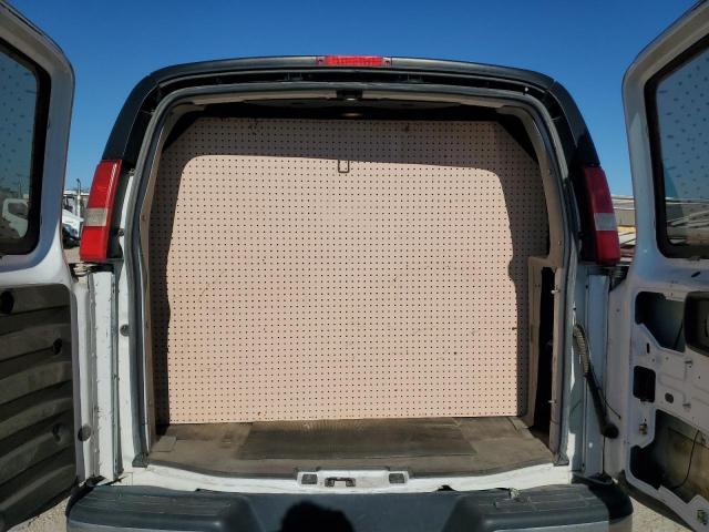 1GCWGGCG6D1122658 - 2013 CHEV EXPRESS G2500 WHITE photo 10