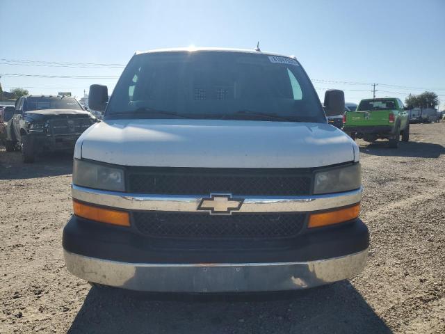 1GCWGGCG6D1122658 - 2013 CHEV EXPRESS G2500 WHITE photo 5