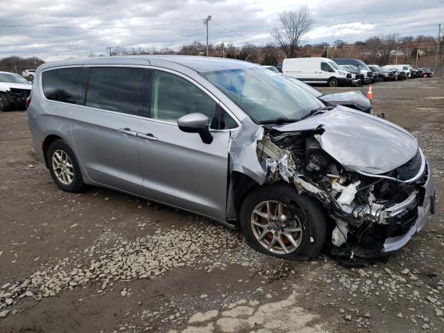 2C4RC1CG8LR187592 - 2020 CHRYSLER VOYAGER LX SILVER photo 4