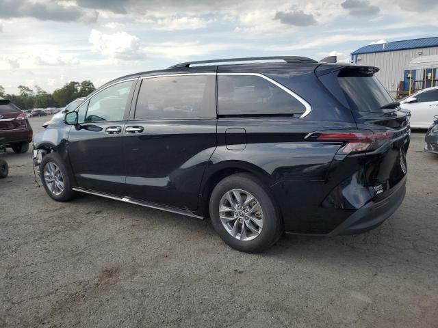5TDYSKFC1PS077039 - 2023 TOYOTA SIENNA XLE 黑色 照片 2
