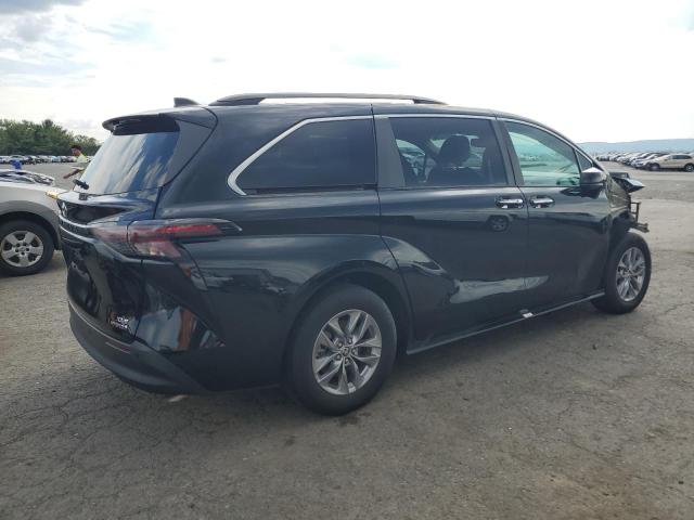 5TDYSKFC1PS077039 - 2023 TOYOTA SIENNA XLE 黑色 照片 3