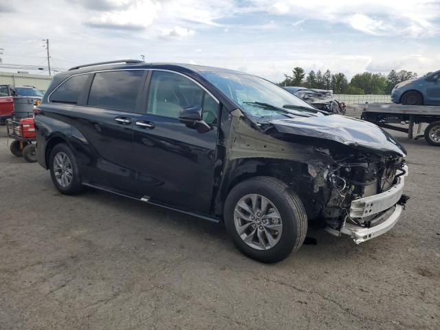 5TDYSKFC1PS077039 - 2023 TOYOTA SIENNA XLE 黑色 照片 4