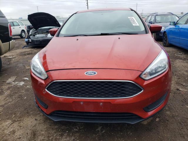 1FADP3F26JL257158 - 2018 FORD FOCUS SE RED photo 5