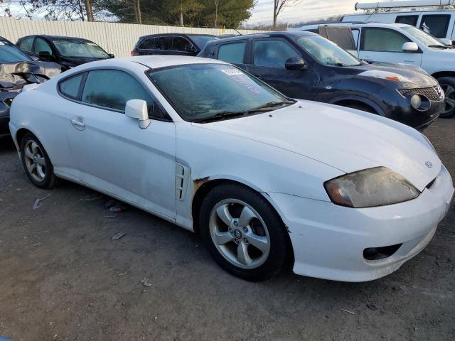 KMHHM65D85U164100 - 2005 HYUNDAI TIBURON WHITE photo 4