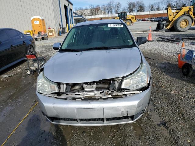 1FAHP35N59W123832 - 2009 FORD FOCUS SE SILVER photo 5