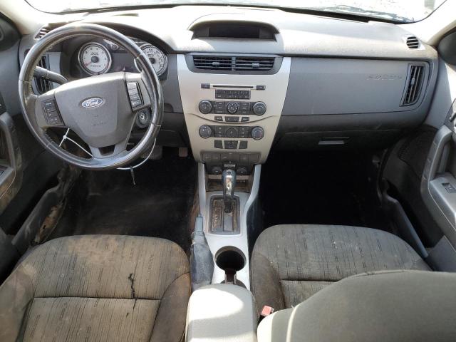 1FAHP35N59W123832 - 2009 FORD FOCUS SE SILVER photo 8