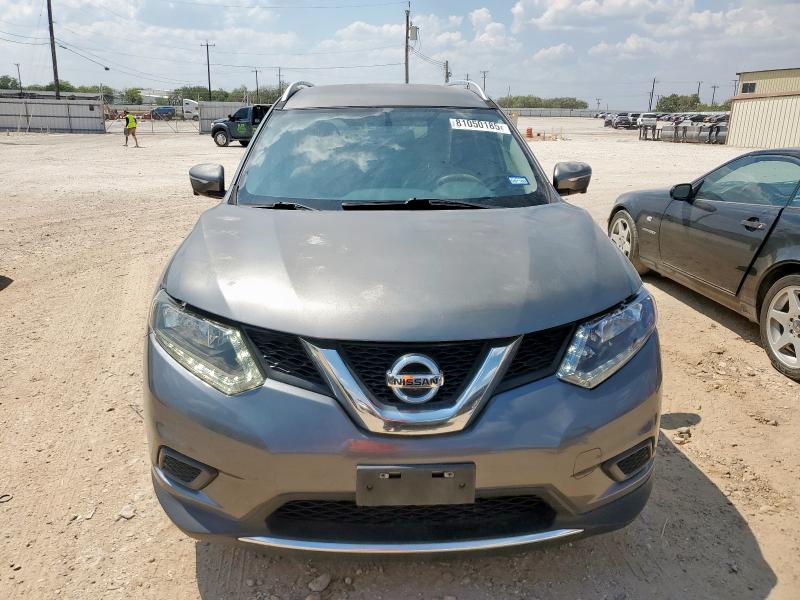 KNMAT2MT2FP562056 - 2015 NISSAN ROGUE S GRAY photo 5